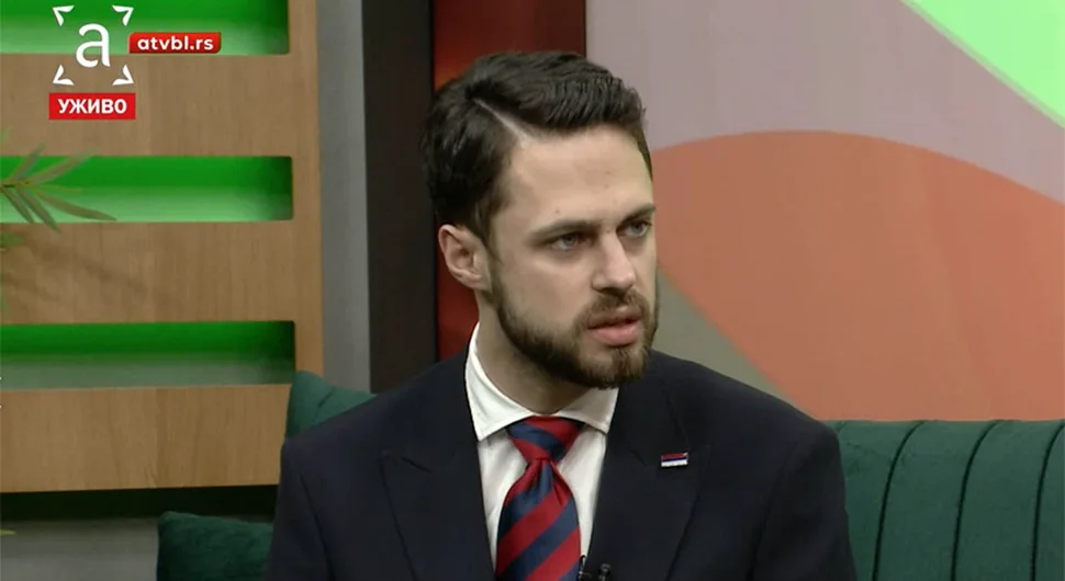 Црнадак побркао лончиће; Ромић: Оваква иницијатива много говори о личности