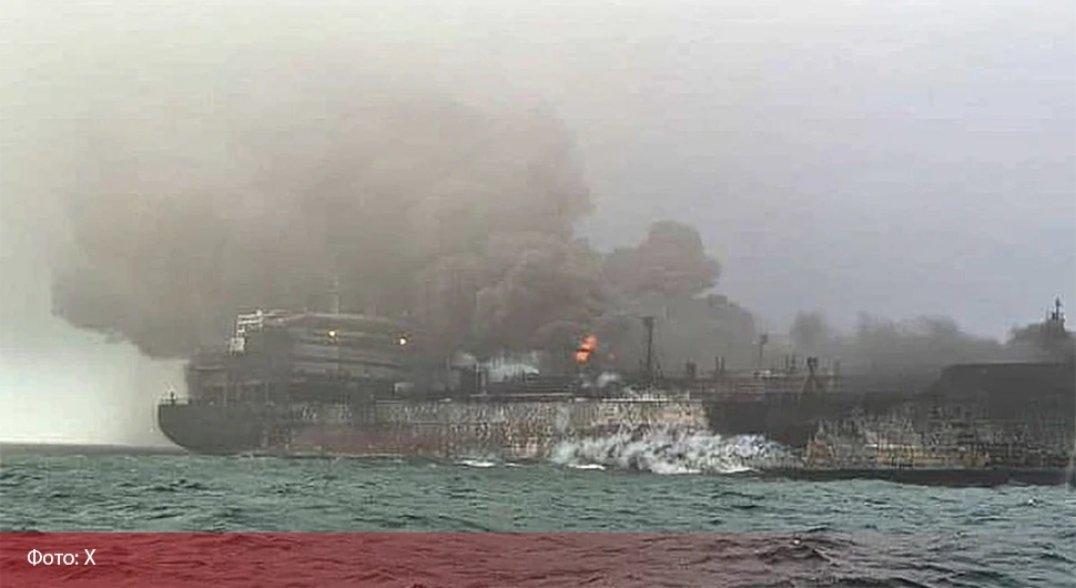 Трка с временом: Паника након судара бродова, страх од еколошке катастрофе расте