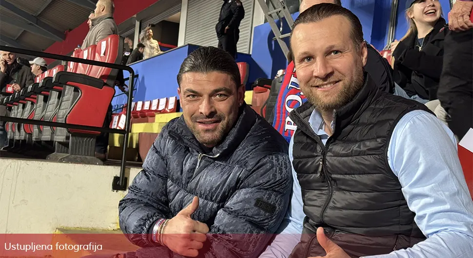 Један од најпознатијих фудбалских менаџера, Енди Бара, на Градском стадиону