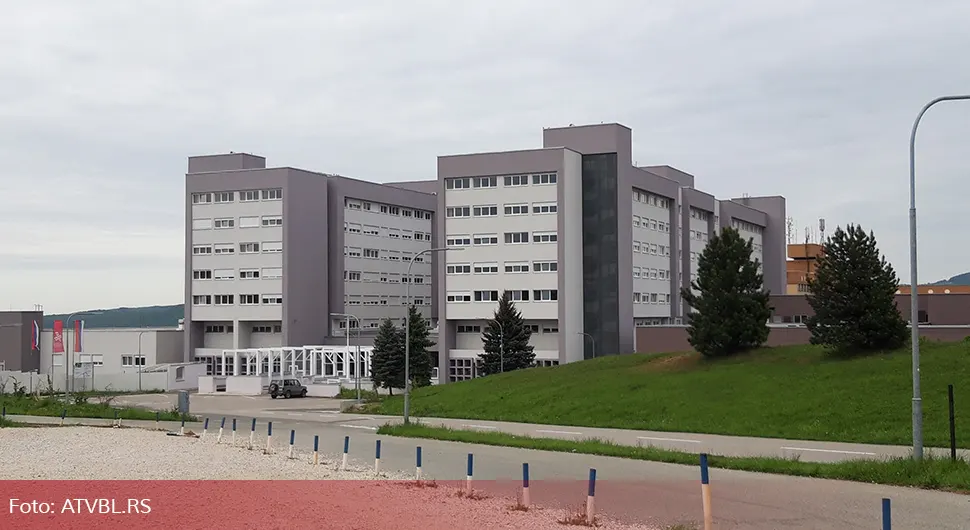 Тешко повријеђена у удесу код Челинца: Дјевојчица (7) и даље у коми