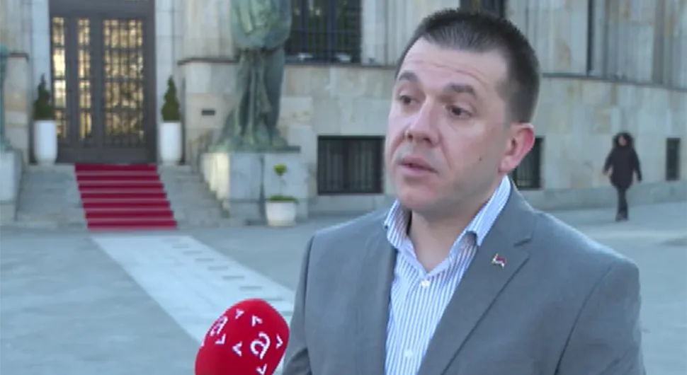 Шолаја: Важно да Додик говори о Дејтонском споразуму, чија девастација траје и данас