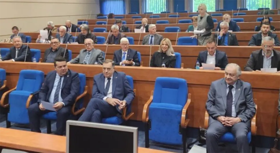 Снажна подршка очувању Републике Српске и њених демократских институција