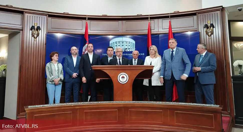 Чубриловић: Рјешења у БиХ да донесу домаћи политичари