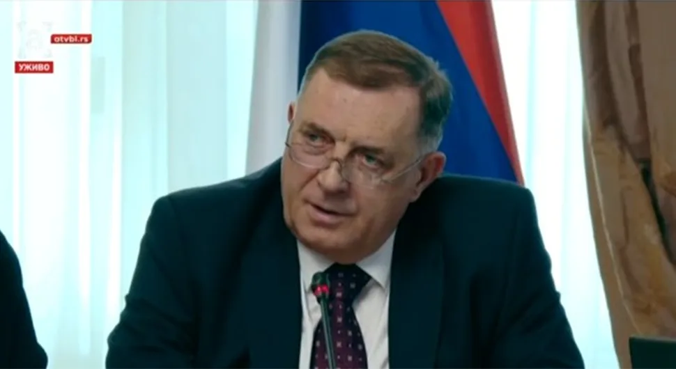 Предсједник Српске са руководством града Дервента