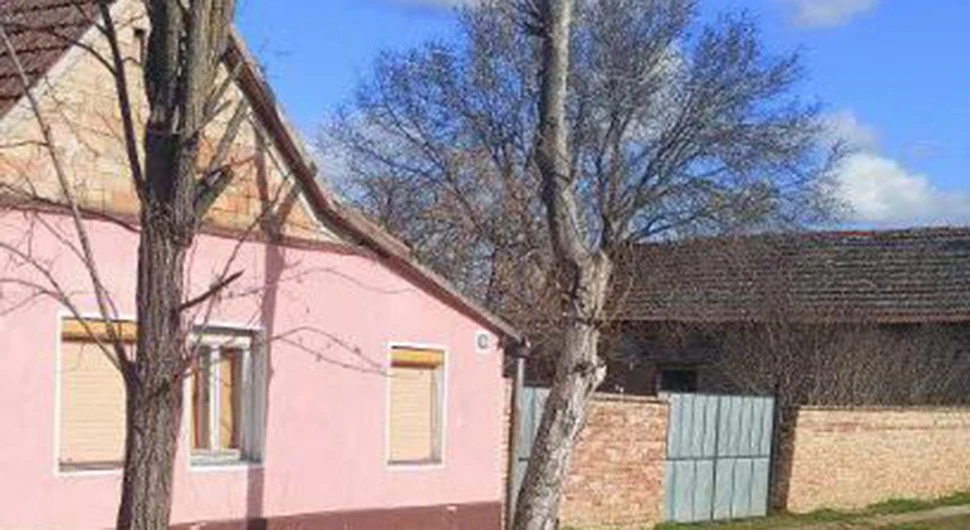 Продаје кућу за мање од 23.500 КМ