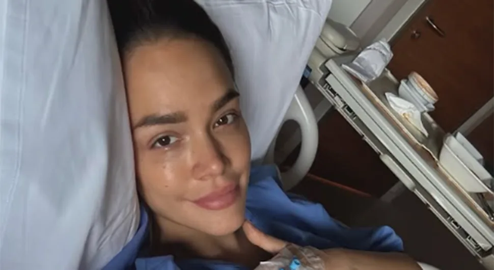 Популарна пјевачица хитно оперисана: Огласила се емотивном поруком