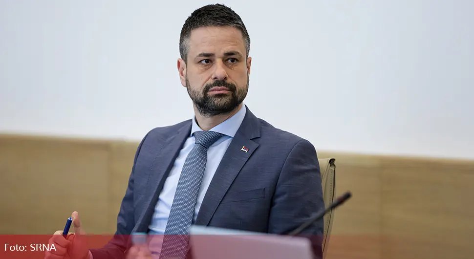 ''Зашто Бабаљ не каже да је био са Мухамедом Хасановићем када је потписивао да се узму новци Српској''