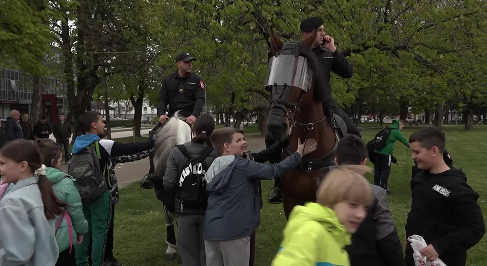 Дан отворених врата Полицијске управе Добој