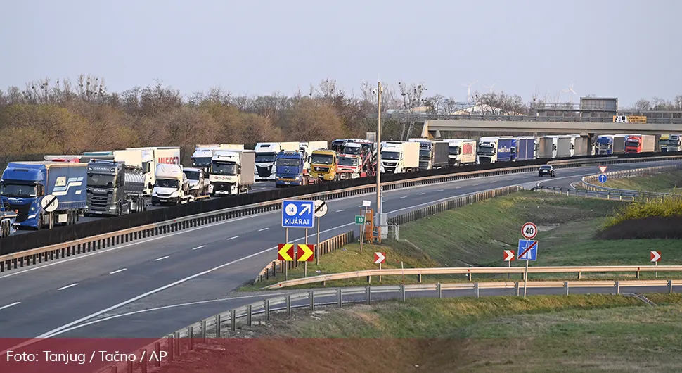 Паника у Европи због ширења болести: Затварају граничне прелазе!