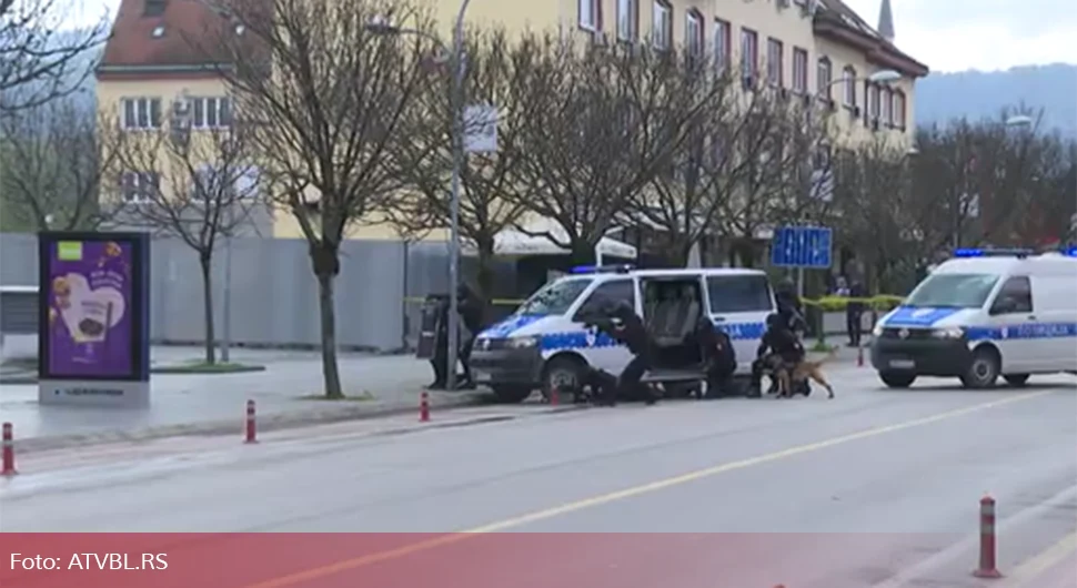 Одржана показна вјежба поводом Дана полиције