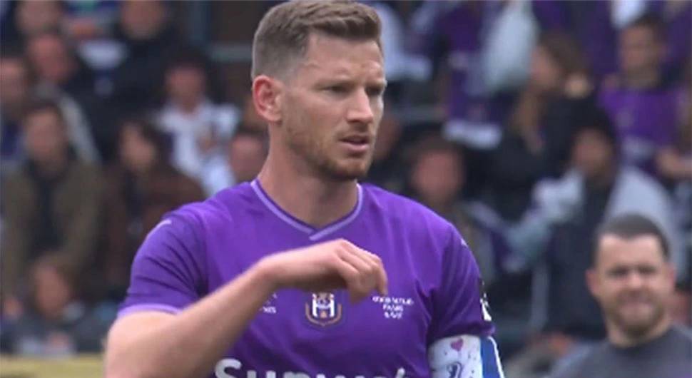 Вертонген рекао "збогом", кћерка га "замијенила"