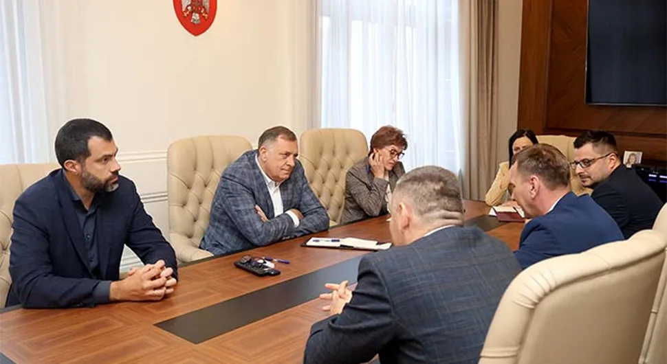 Предсједник Додик са Гајићем: Угљевику пет милиона КМ за судске пресуде