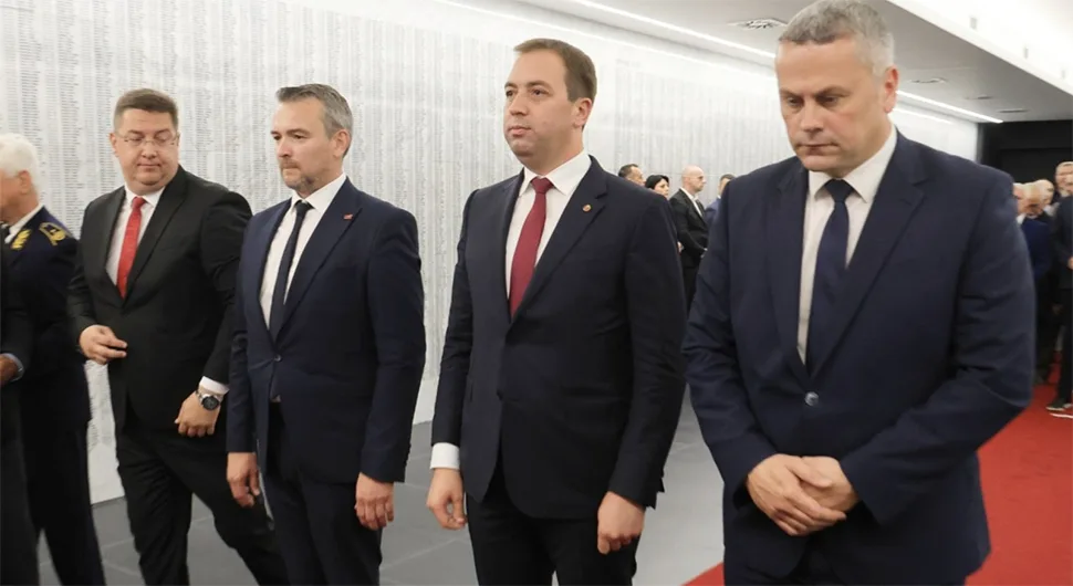 Селак након обиљежавања Дана ВРС: Вјечна слава и захвалност Војсци Републике Српске