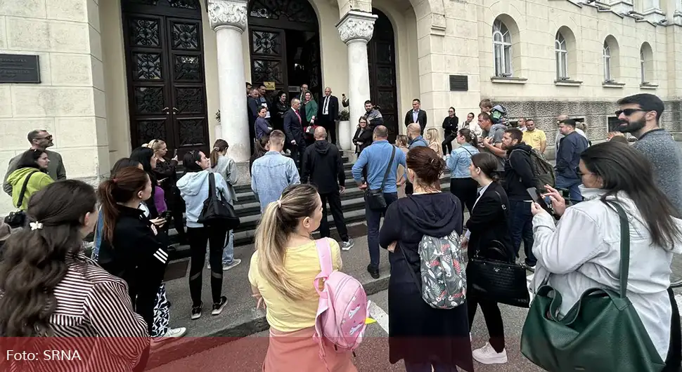 Неисплаћене субвенције, родитељи дјеце која иду у приватне вртиће пред ГУ