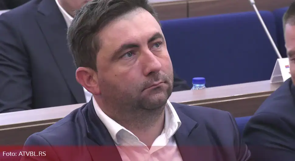 Сугестивна анкета о субвенцијама која плаши родитеље и наводи на ''Љубишино рјешење'' 