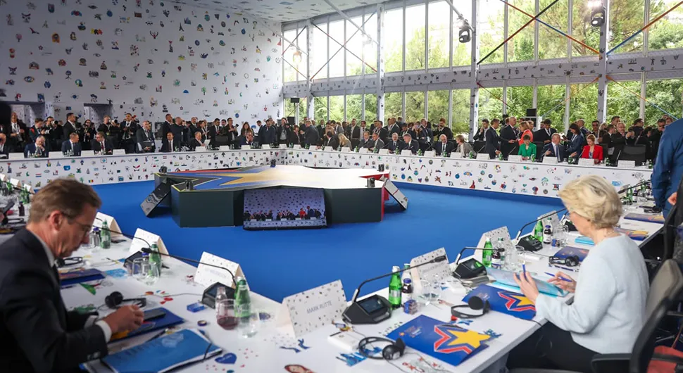 Самит Европске политичке заједнице: Цвијановић на пленарној сесији посвећеној безбједности