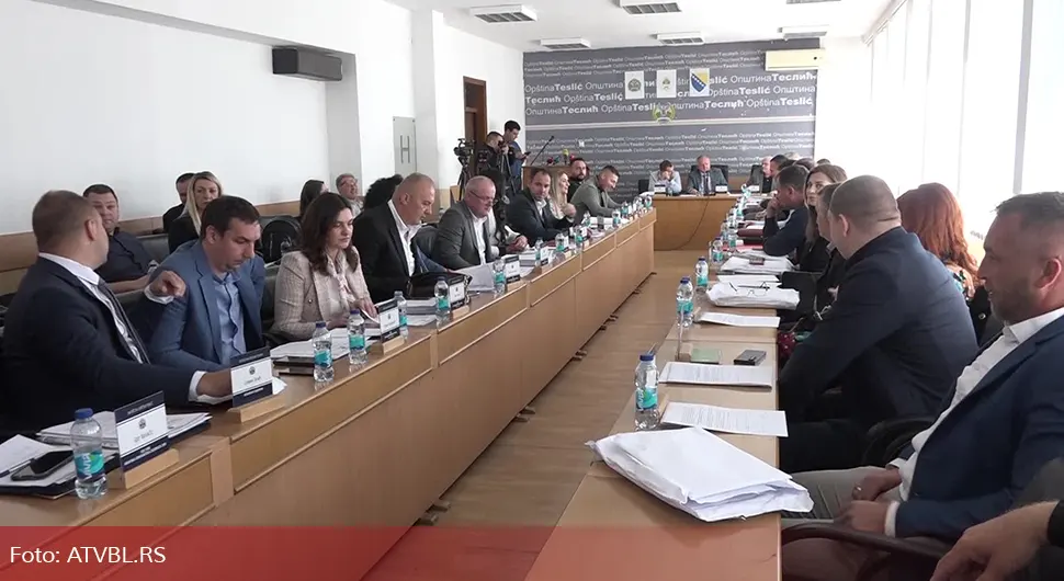 СНСД Теслић: Новоформирана скупштинска већина СДС-а починила низ кривичних дјела
