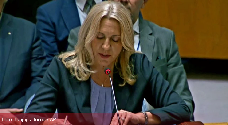 Цвијановић: Како демократија ако странац намеће одлуке