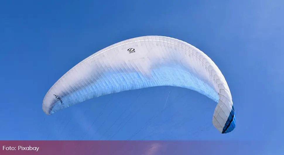 Несрећа на истоку Хрватске: Срушио се параглајдер