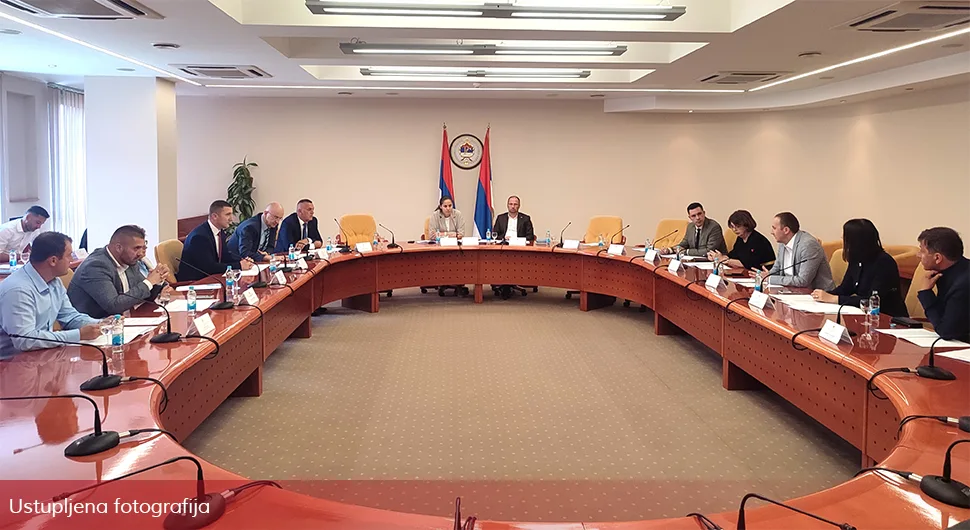 Посебна сједница Народне скупштине Српске 1. јула, након ње редовна