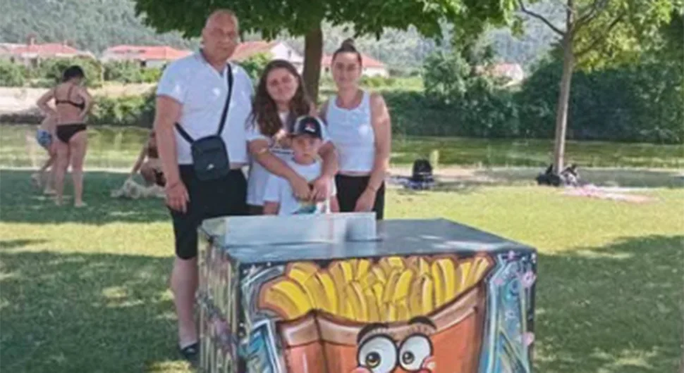 Јована (12) одлучила да продаје помфрит како би помогла болесном оцу