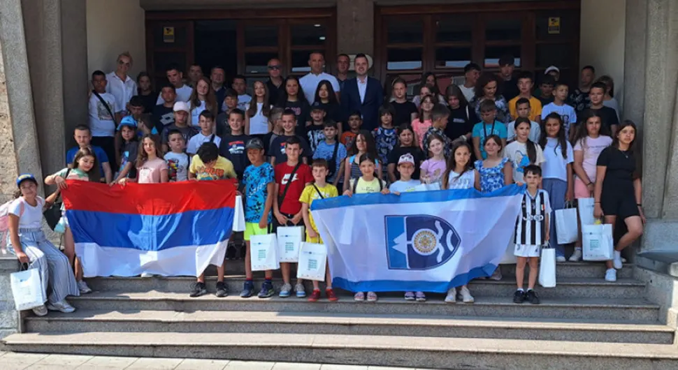 Вукадиновић дјеци са Космета: У Фочи сте свој на своме