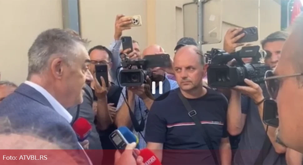 Прве ријечи Миличевића након пуштања на слободу: Хвала полицајцима