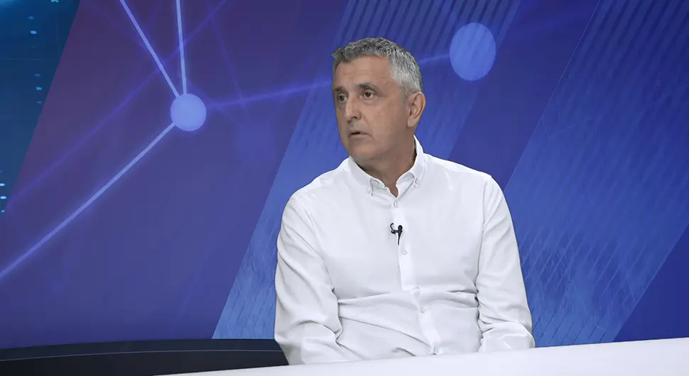 ''Друштво не препознаје проблематичне тинејџере''