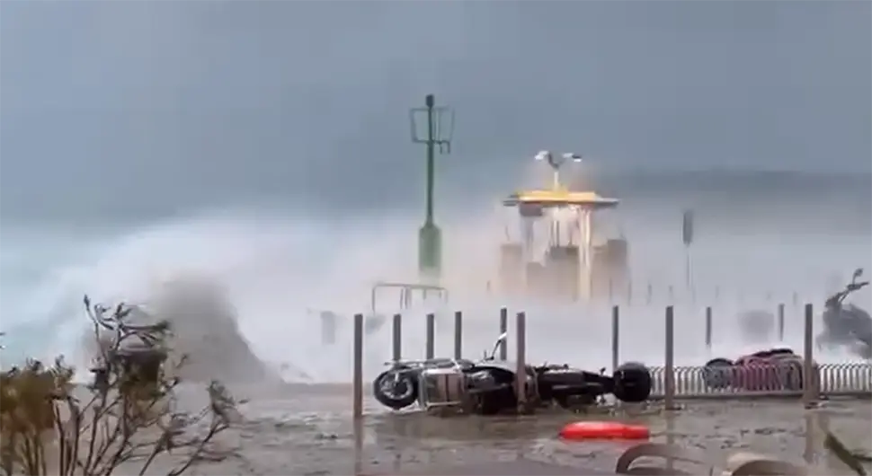 Посљедице незапамћеног невремена: Повријеђене три особе, насукано 30 јахти