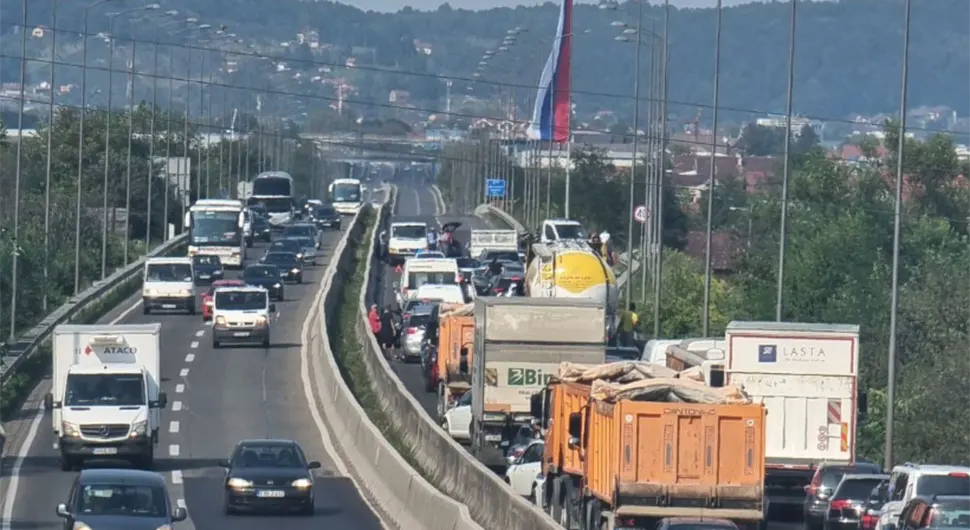 Возачи, опрез: Опасност на брзом путу између Бањалуке и Лакташа