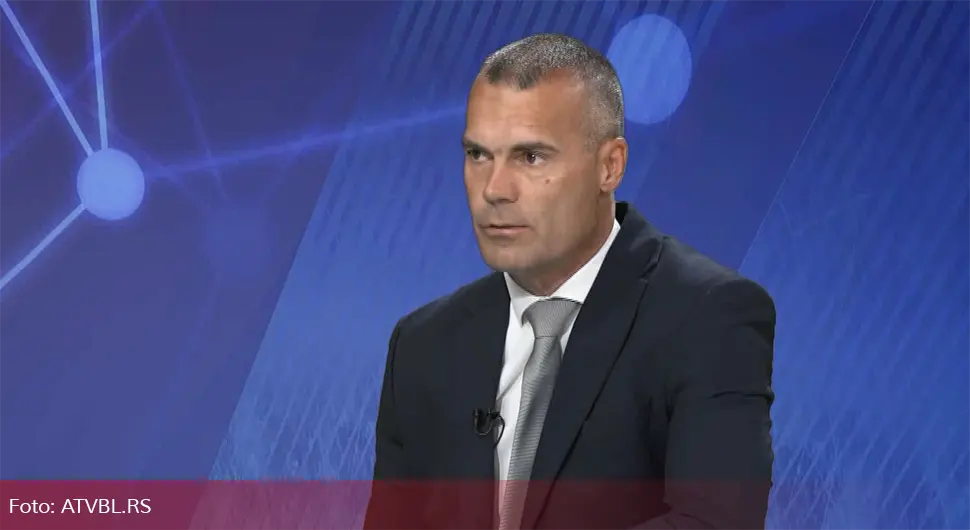 Свако објављивање фотографија дјеце без одјеће представља кривично дјело