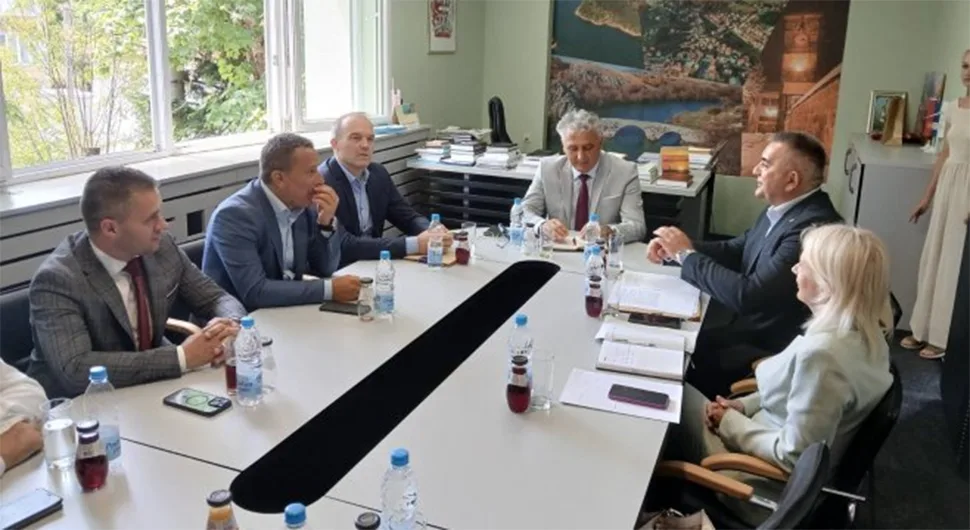 Минић у Невесињу са руководством општине