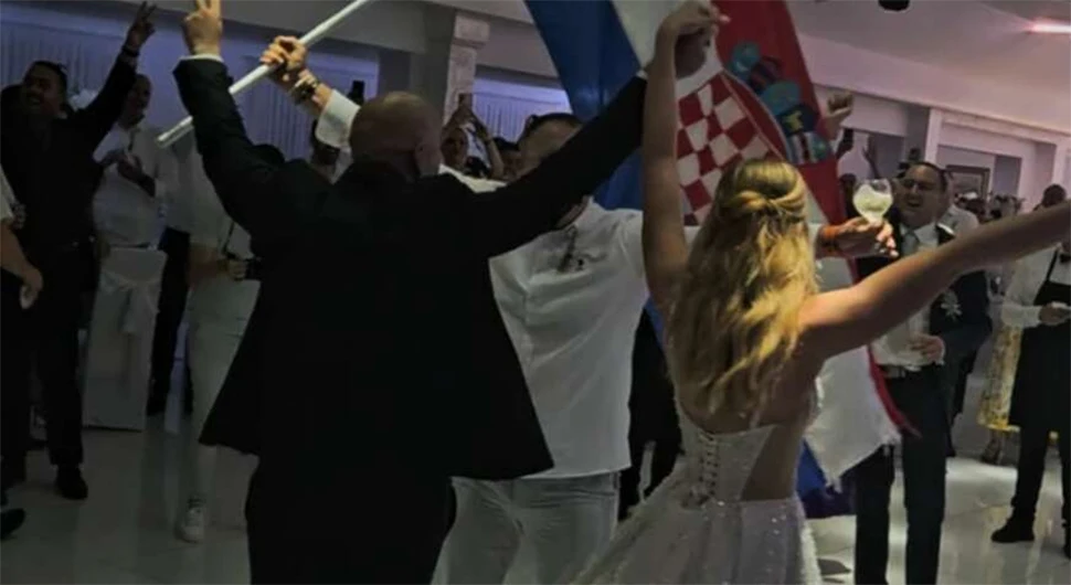 Снимак са свадбе наводно одржане у БиХ шокирао све: Срамота