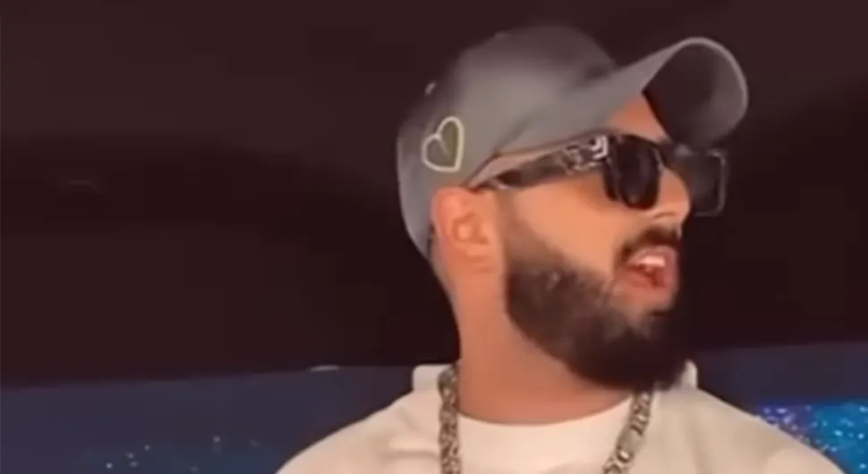 Сајфер имао наступ само три дана након пуцњаве