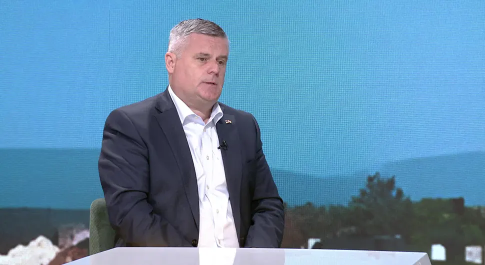Баштинац: Директор Агенције за јавне набавке БиХ, на основу фикција, покушава да нам направи штету, спремамо тужбу