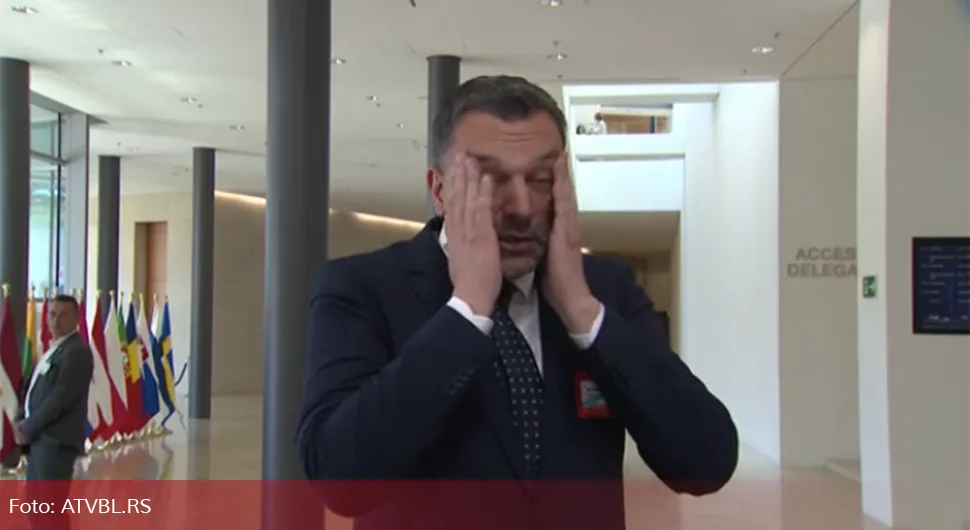 ''Црна кравата'' чешља финансирање Конаковићеве странке