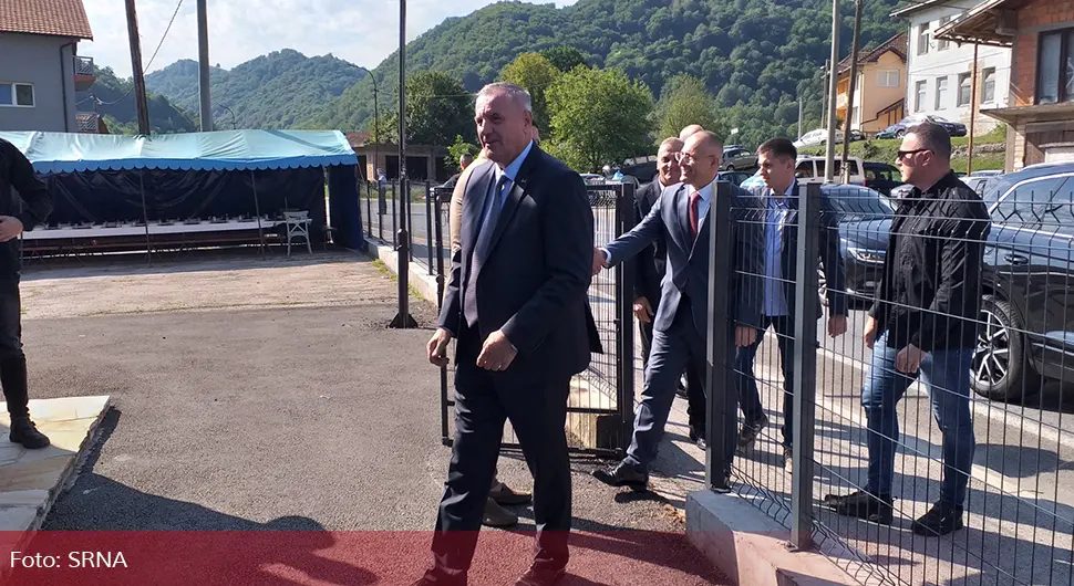 Вишковић на обиљежавању крсне славе општине Милићи