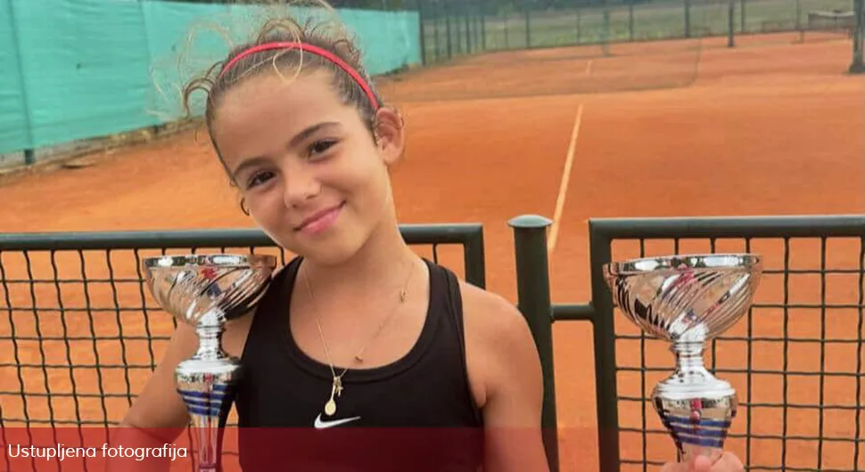 Тениска сензација из Бањалуке: Касијана ниже трофеје