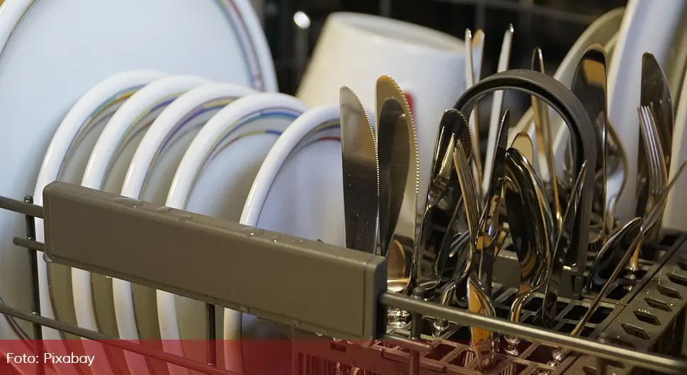 Ово посуђе никада не бисте требали прати у машини за суђе
