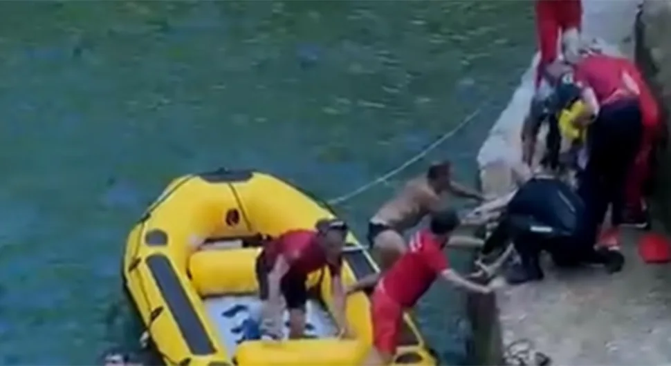 Данко први скочио да помогне младићу: Детаљи драме на водопаду у Јајцу