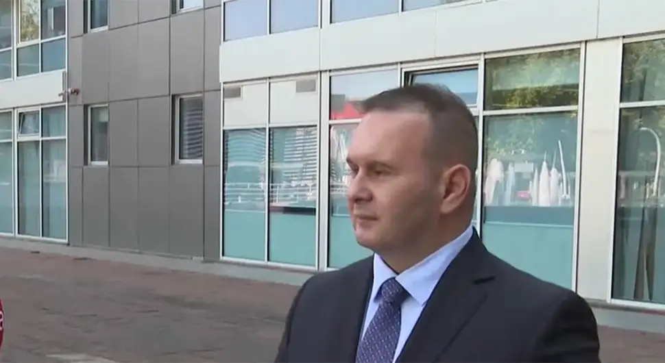 Ћосић: Вријеме за заштиту институција Српске, а не за изборне битке