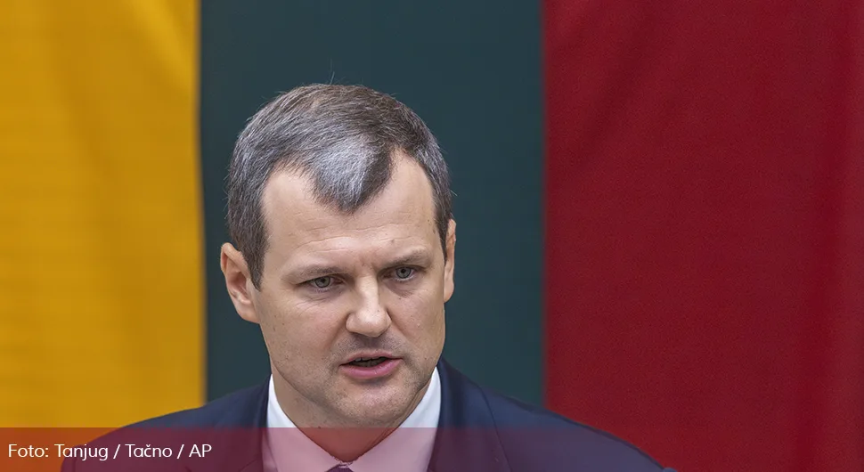Влада Литваније поднијела оставку