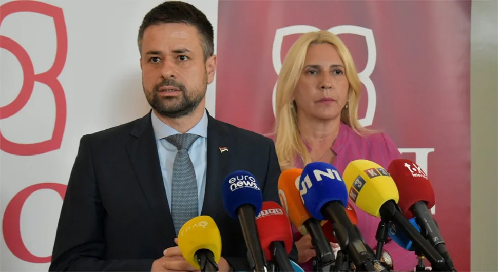 Амиџић опозицији: Позивамо на Владу националног јединства, имате прилику