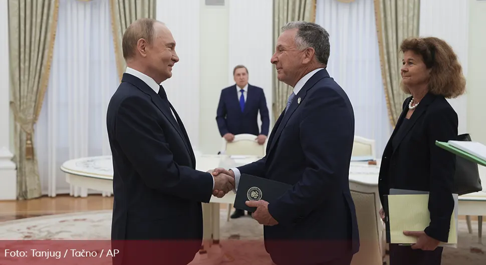Путин се састао са Трамповим изаслаником