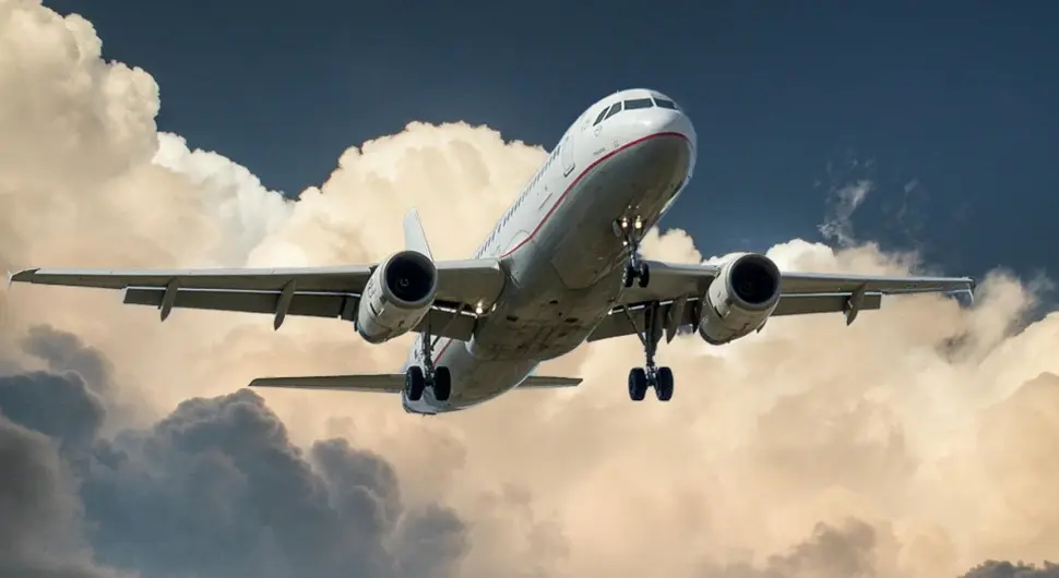 Avion
