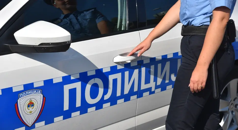 Малољетнику украдена торбица у кафићу, ухапшен Лакташанин