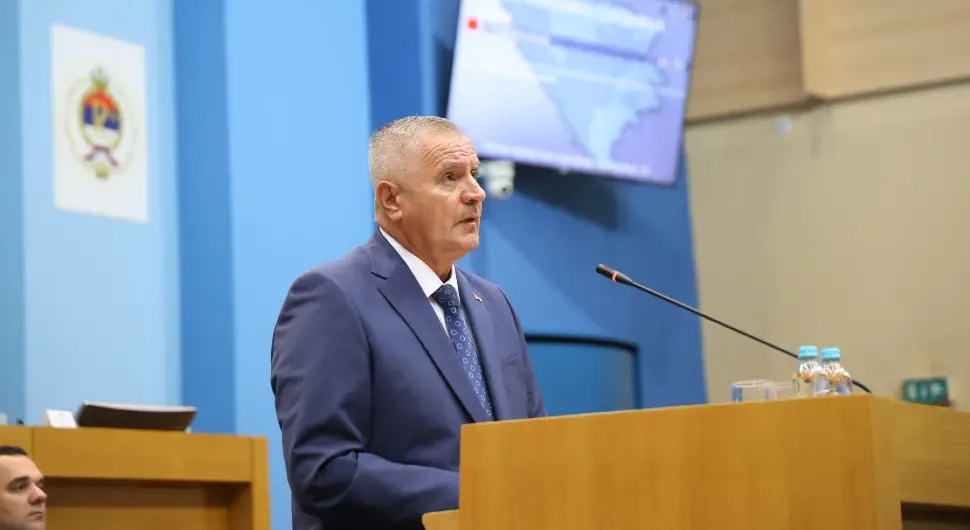 Радован Вишковић-НСРС