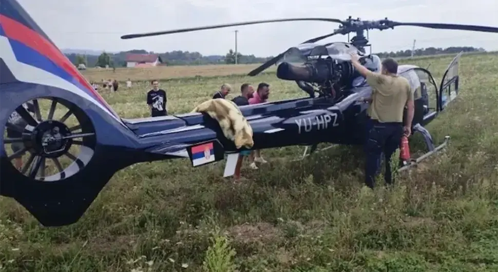 Драма на небу изнад Прњавора: Хеликоптер из Србије принудно слетио