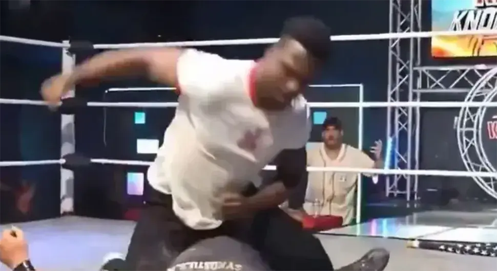Radža Džekson, rvanje