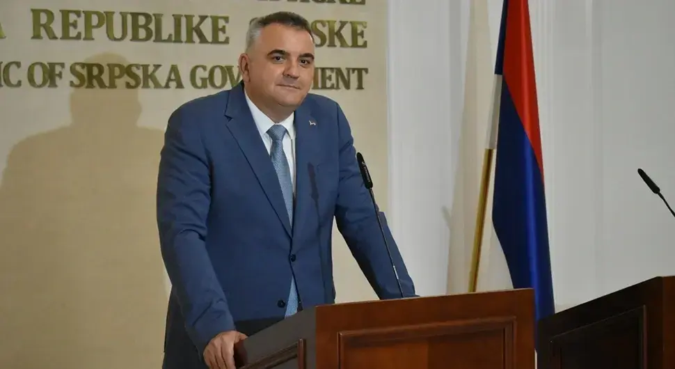Минић: Економско-социјални савјет треба да предлаже најнижу цијену рада